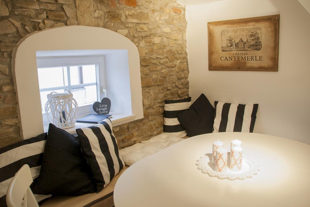 Ilmhaus Villa Pforring Rum bild