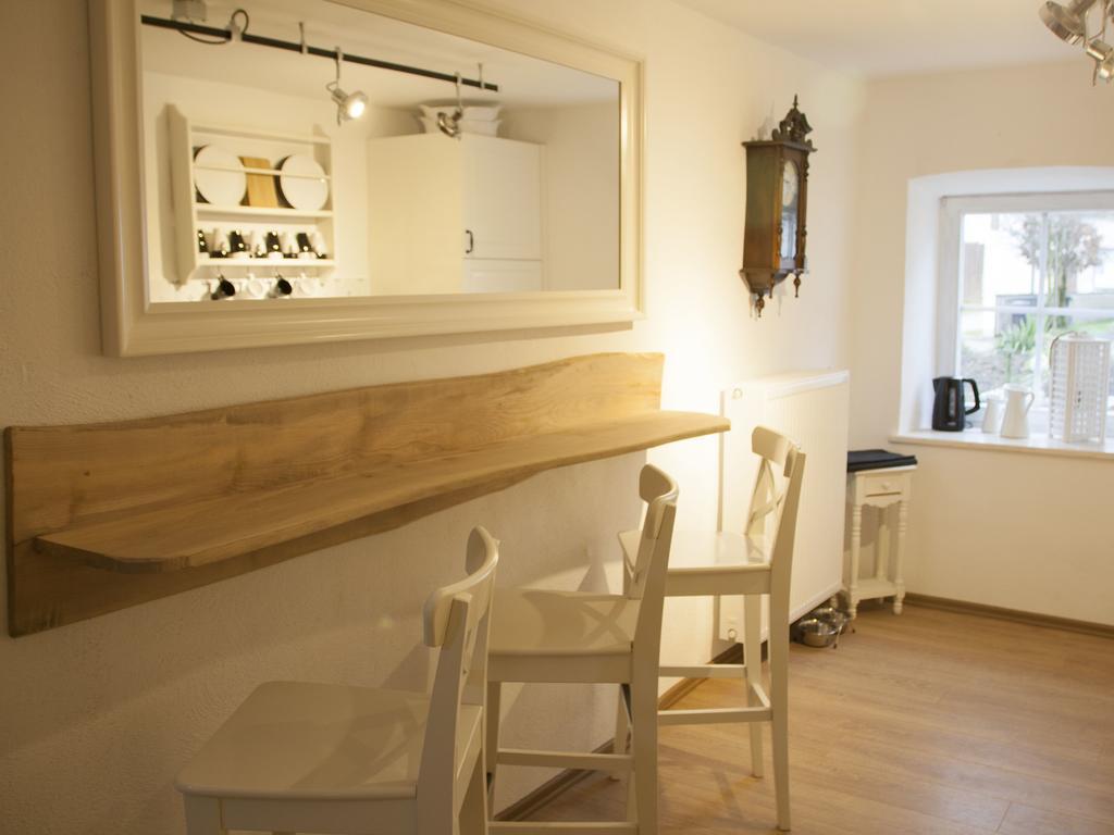Ilmhaus Villa Pforring Rum bild