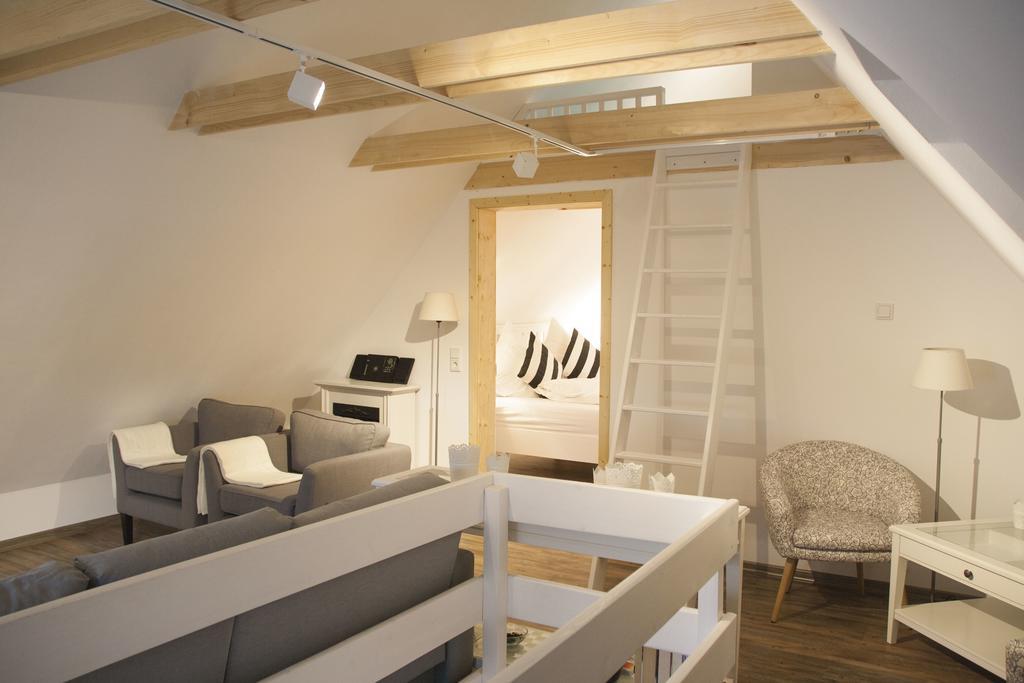 Ilmhaus Villa Pforring Rum bild